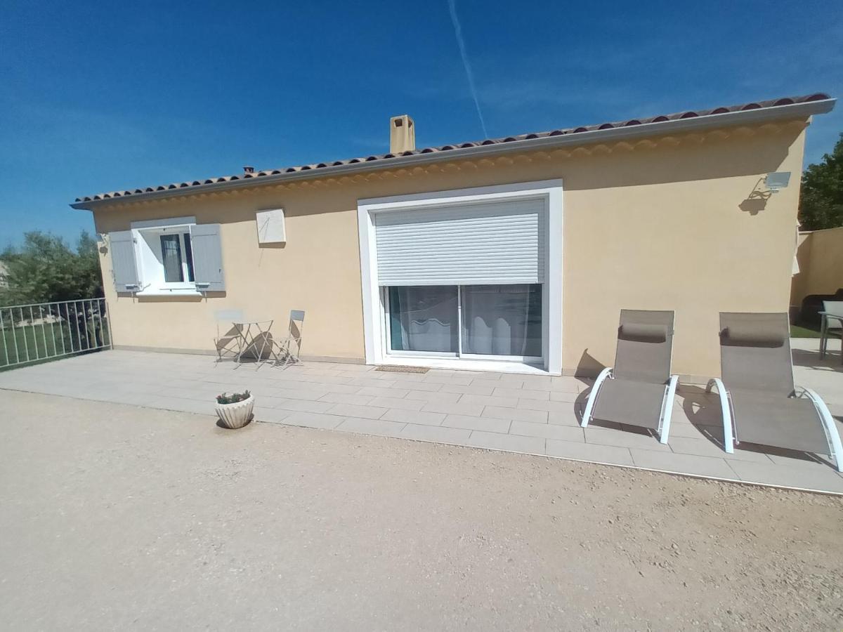 Вилла Le Jardin Des Tourterelles Robion en Luberon Экстерьер фото